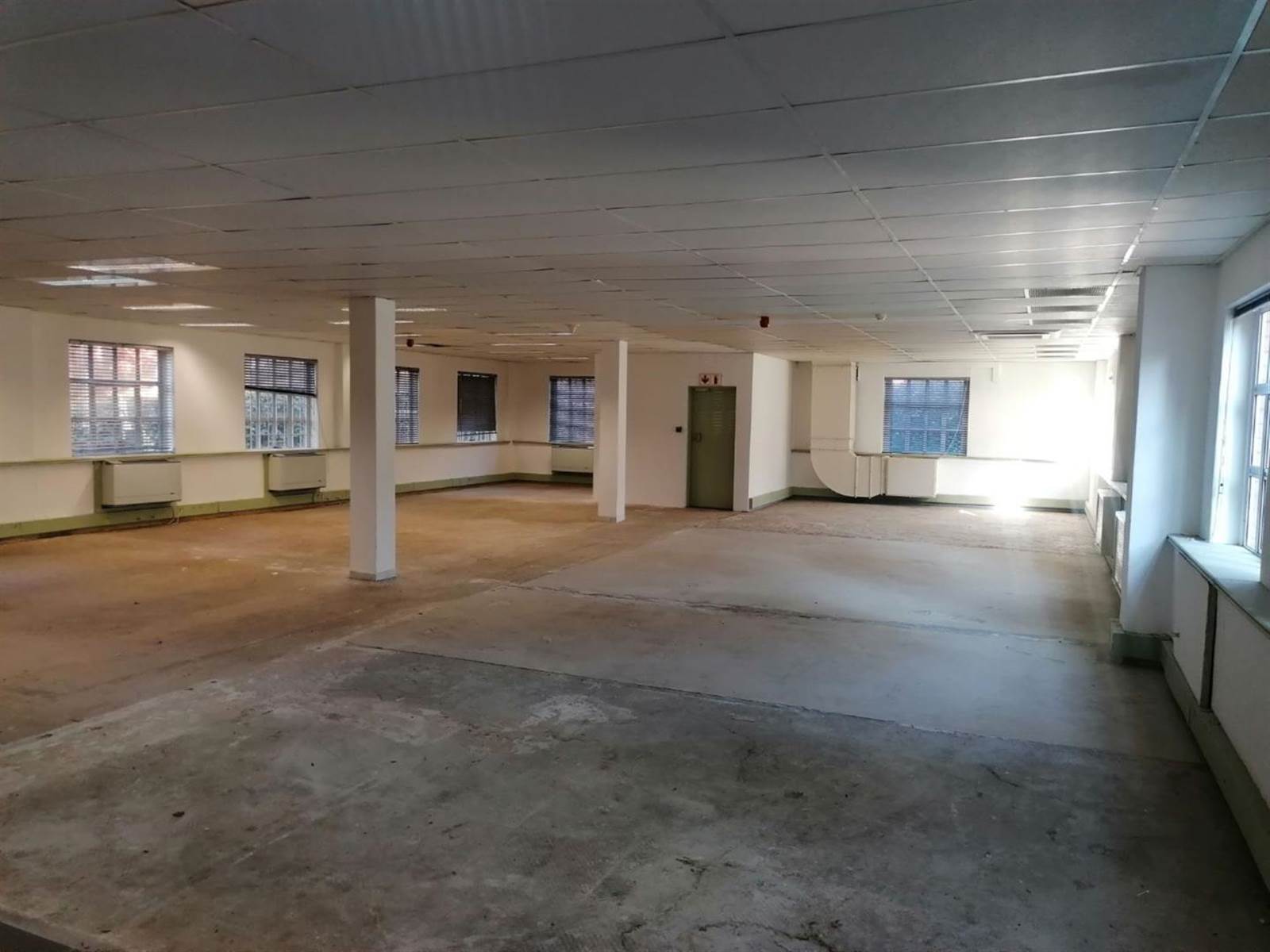 605  m² Commercial space in Bryanston photo number 3