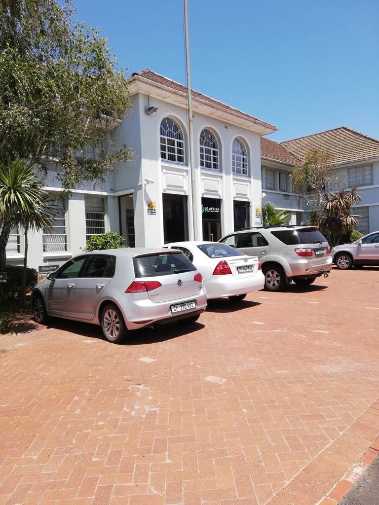 213  m² Office Space in Pinelands photo number 1