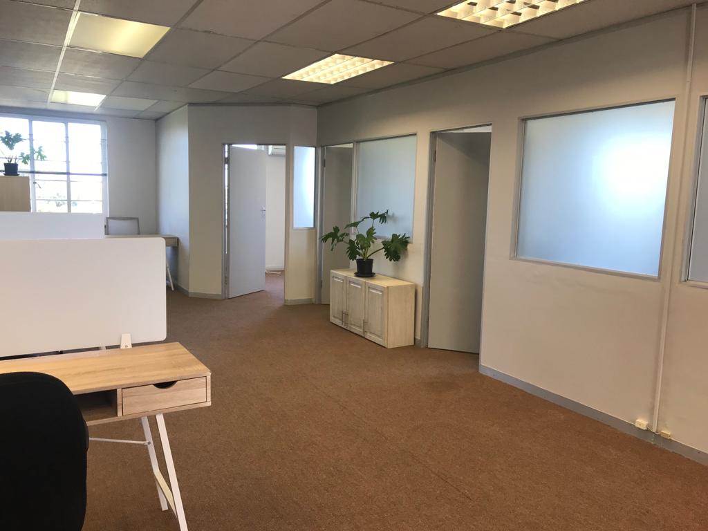 213  m² Office Space in Pinelands photo number 7