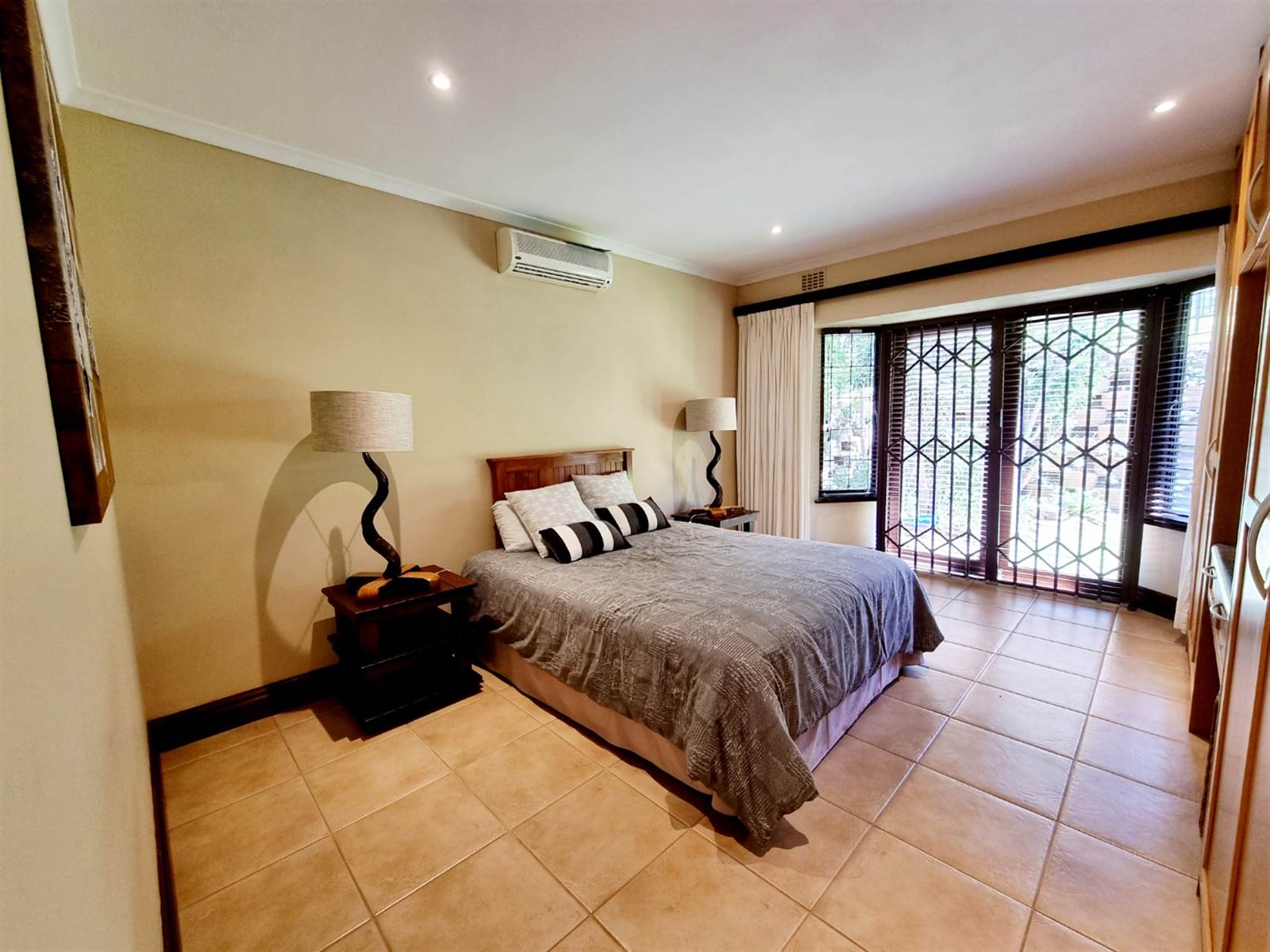 4 Bed Townhouse in La Lucia photo number 14