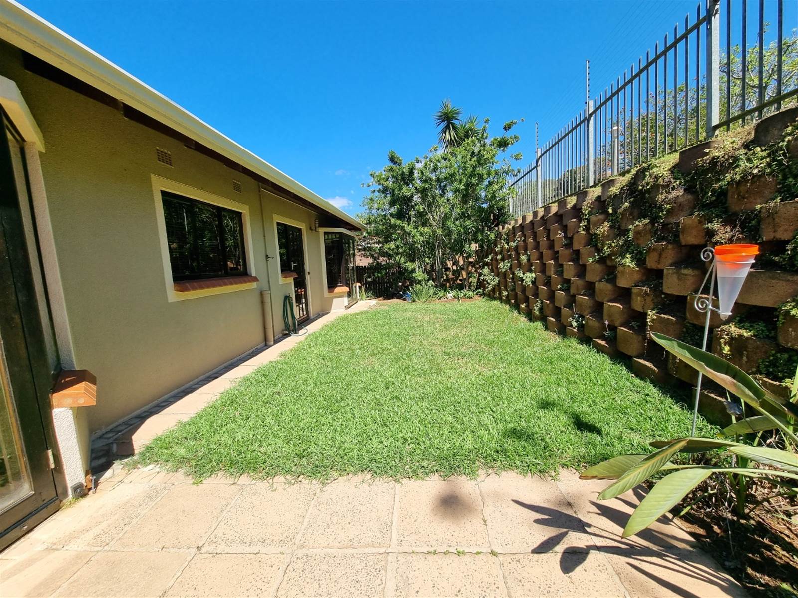 4 Bed Townhouse in La Lucia photo number 21