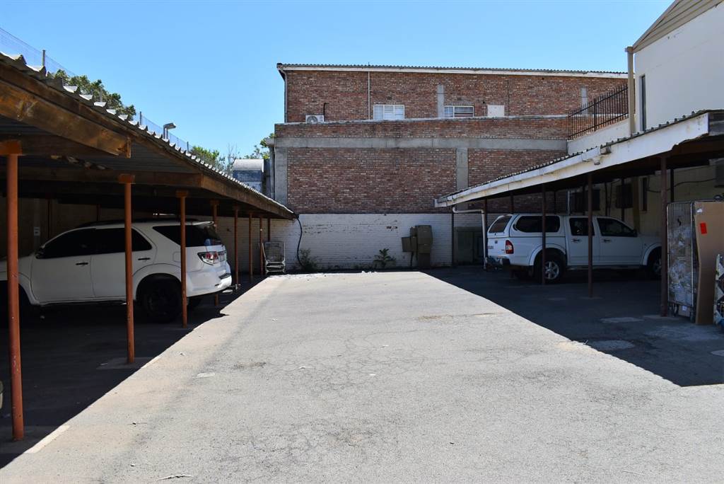2000  m² Commercial space in Oudtshoorn Central photo number 6