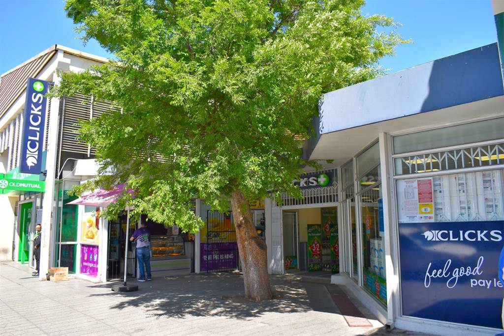 2000  m² Commercial space in Oudtshoorn Central photo number 3