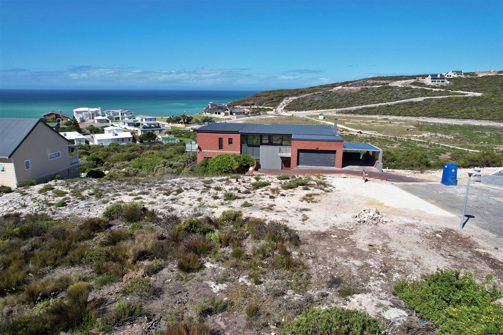 693 m² Land available in Struisbaai photo number 11