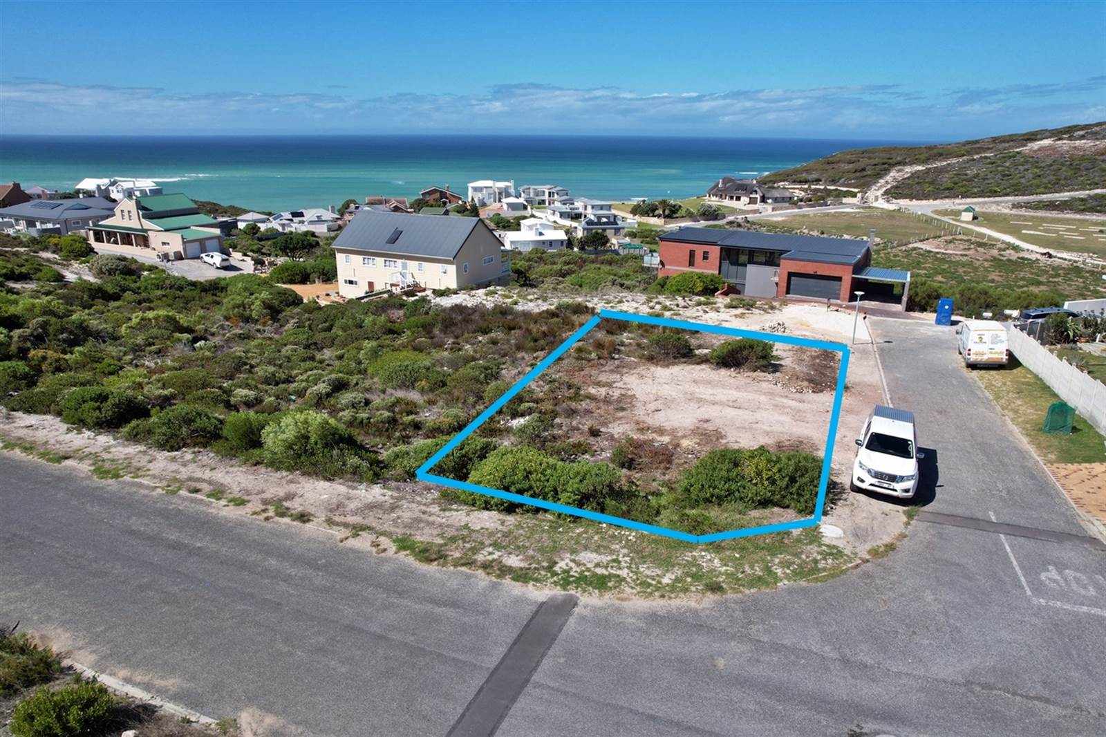 693 m² Land available in Struisbaai photo number 2