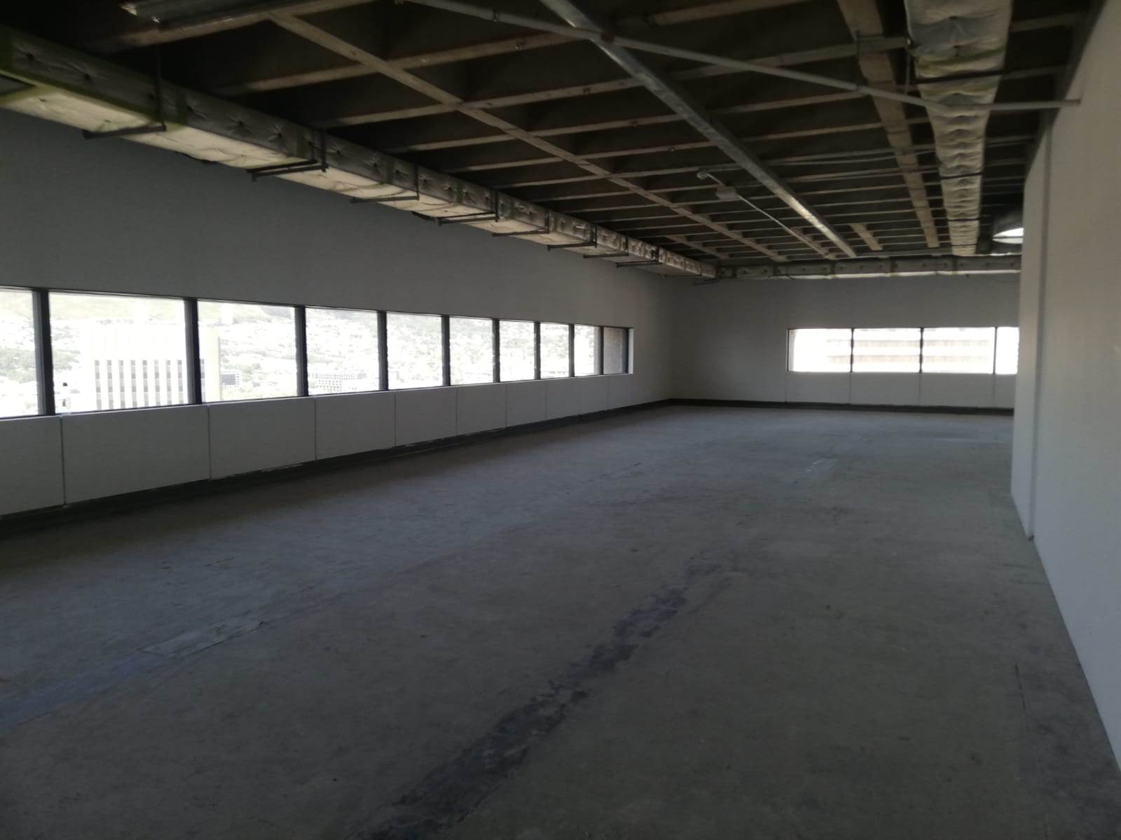 240  m² Office Space in Cape Town City Centre photo number 9