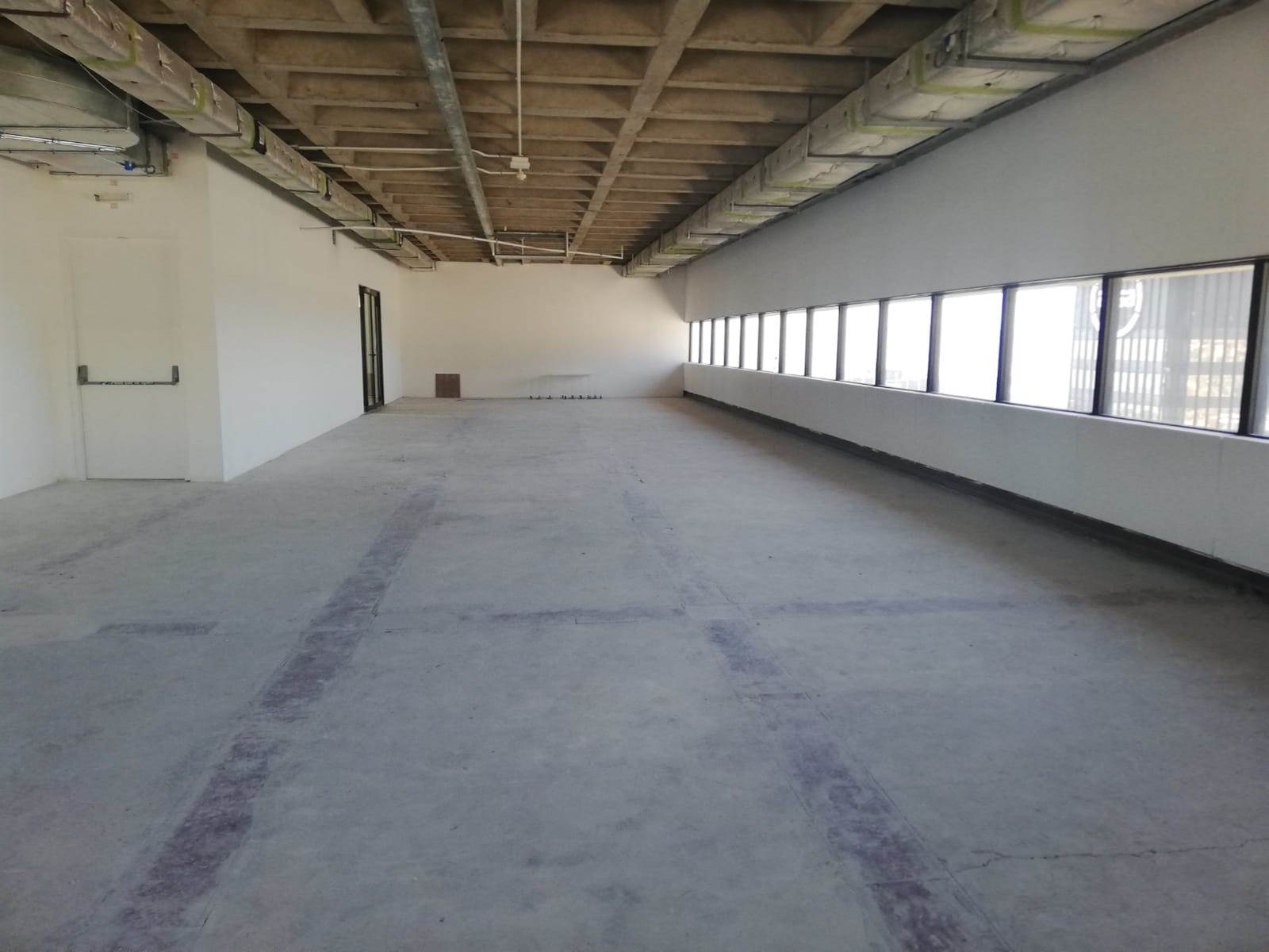 240  m² Office Space in Cape Town City Centre photo number 5