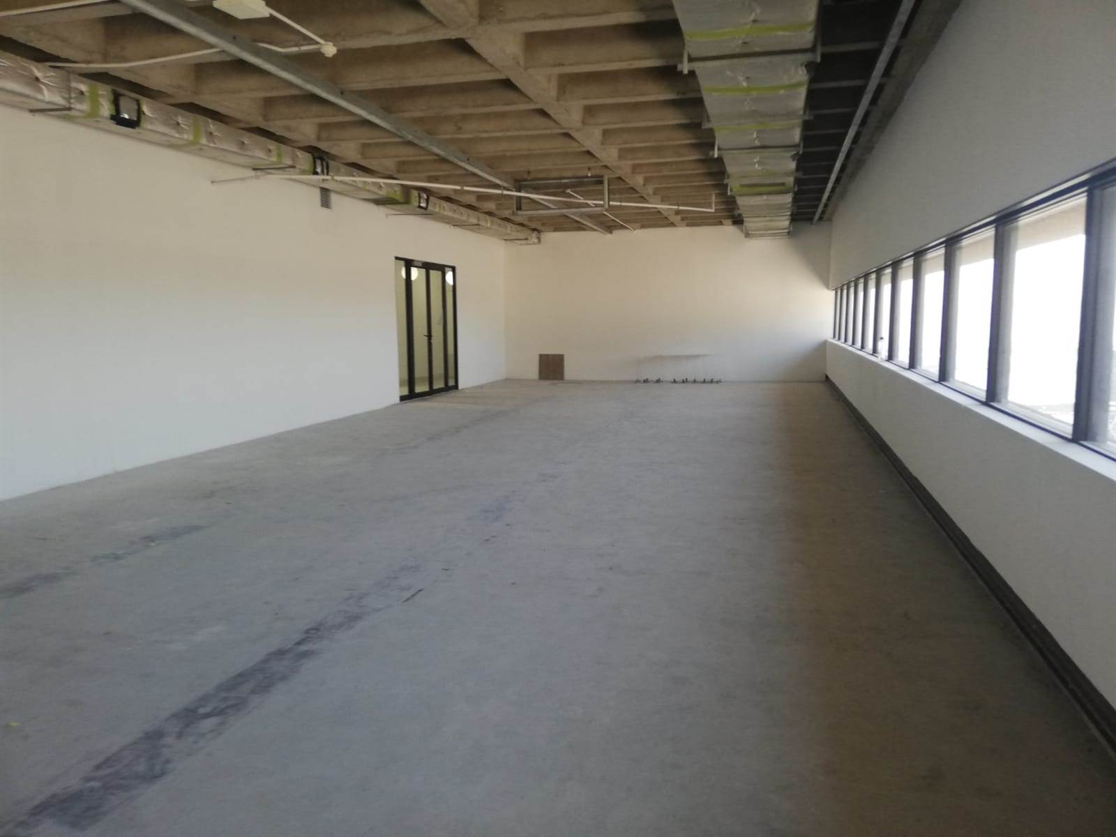 240  m² Office Space in Cape Town City Centre photo number 10