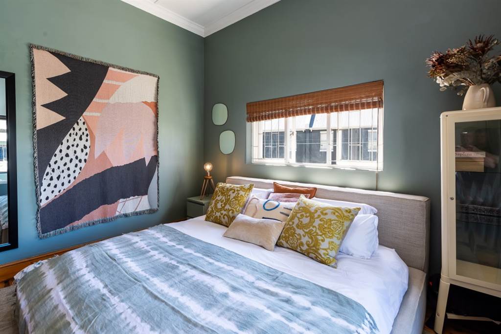 2 Bed Apartment in Oranjezicht photo number 19