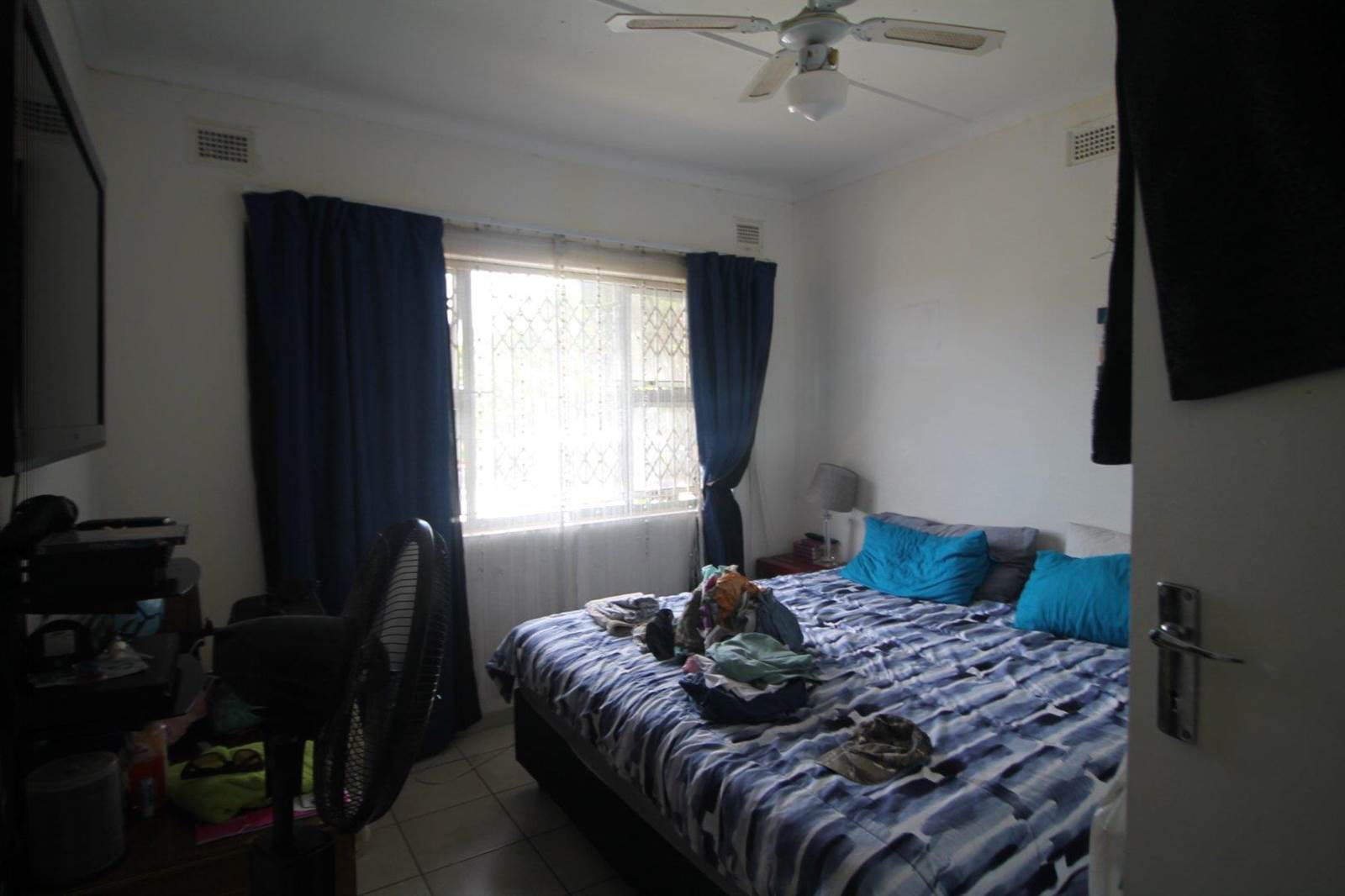 4 Bed House in Tongaat Central photo number 9