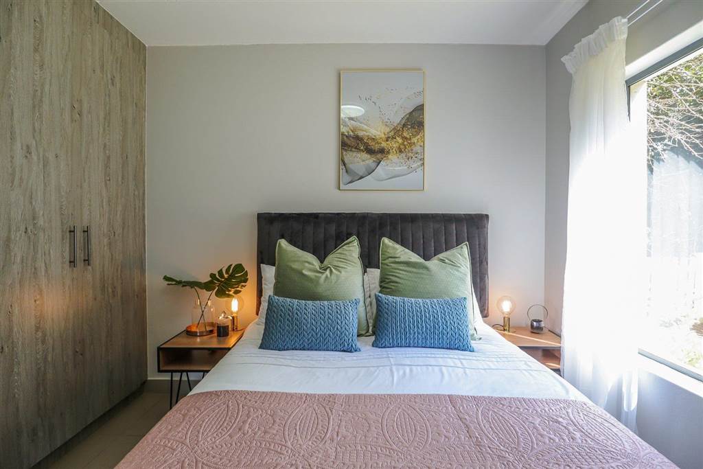 1 Bed Apartment to rent in Bramley RR1993860 Private Property