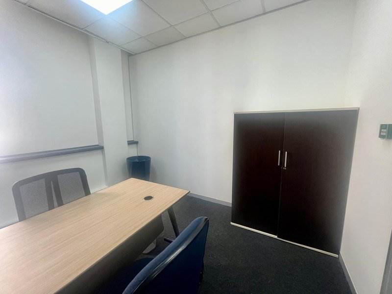 15  m² Office Space in Sandown photo number 14