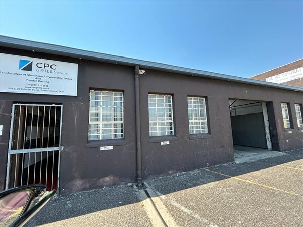 432  m² Commercial space in Paarden Eiland