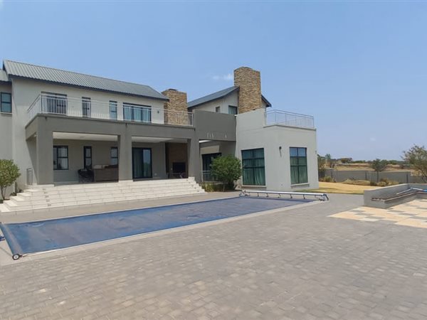 4 Bed House in Blue Hills Equestrian Estate