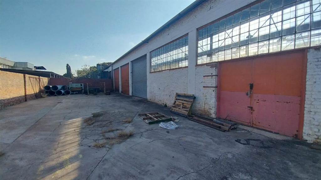 3300  m² Industrial space in Danville photo number 2
