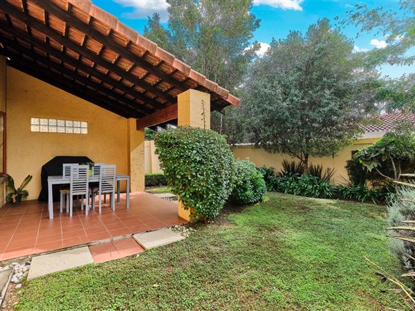 3 Bedroom Townhouse 3 Bedroom Townhouse
