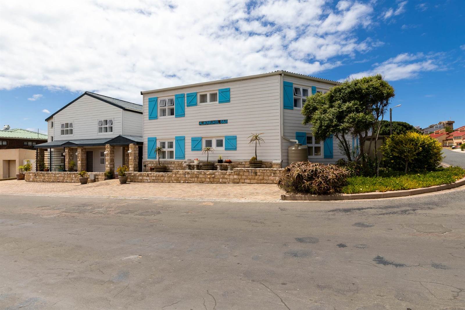 10 Bed House in Stilbaai photo number 3