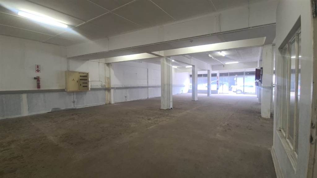 371  m² Commercial space in Pretoria Central photo number 2