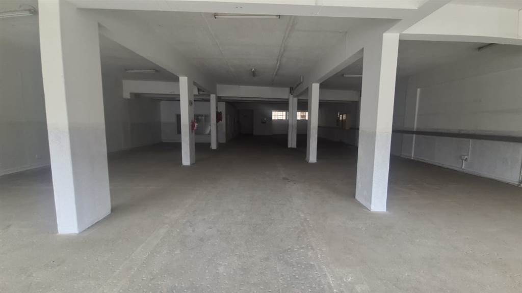 371  m² Commercial space in Pretoria Central photo number 13