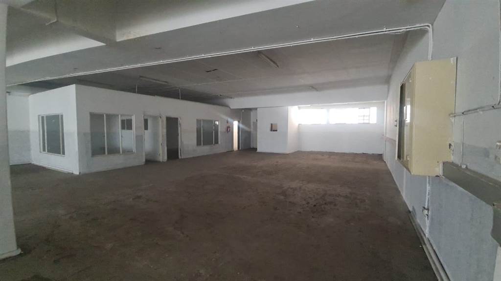371  m² Commercial space in Pretoria Central photo number 5