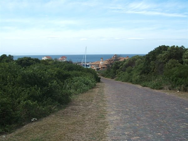 805 m² Land available in St Francis Bay