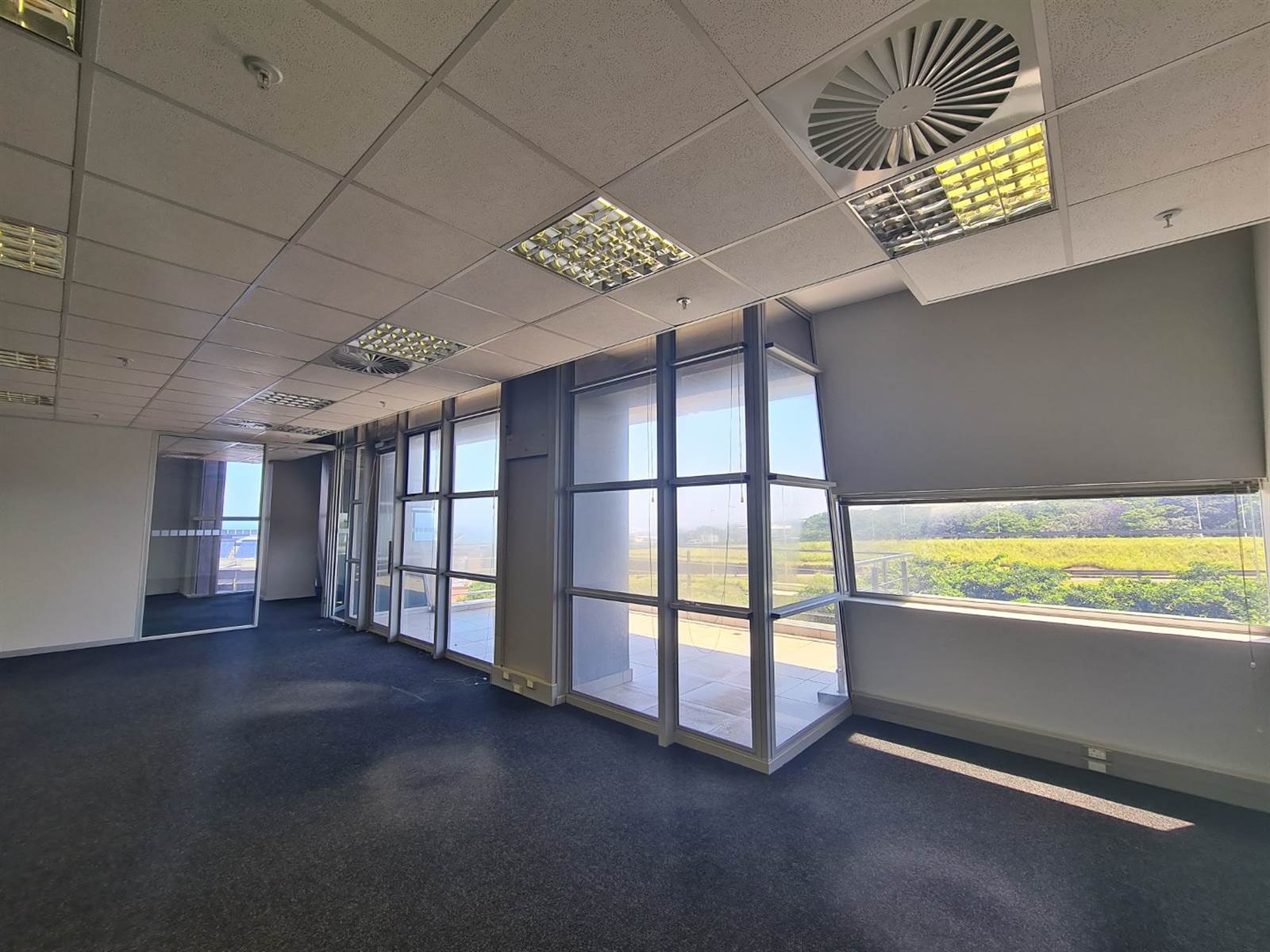 271  m² Office Space in Umhlanga Ridge photo number 16