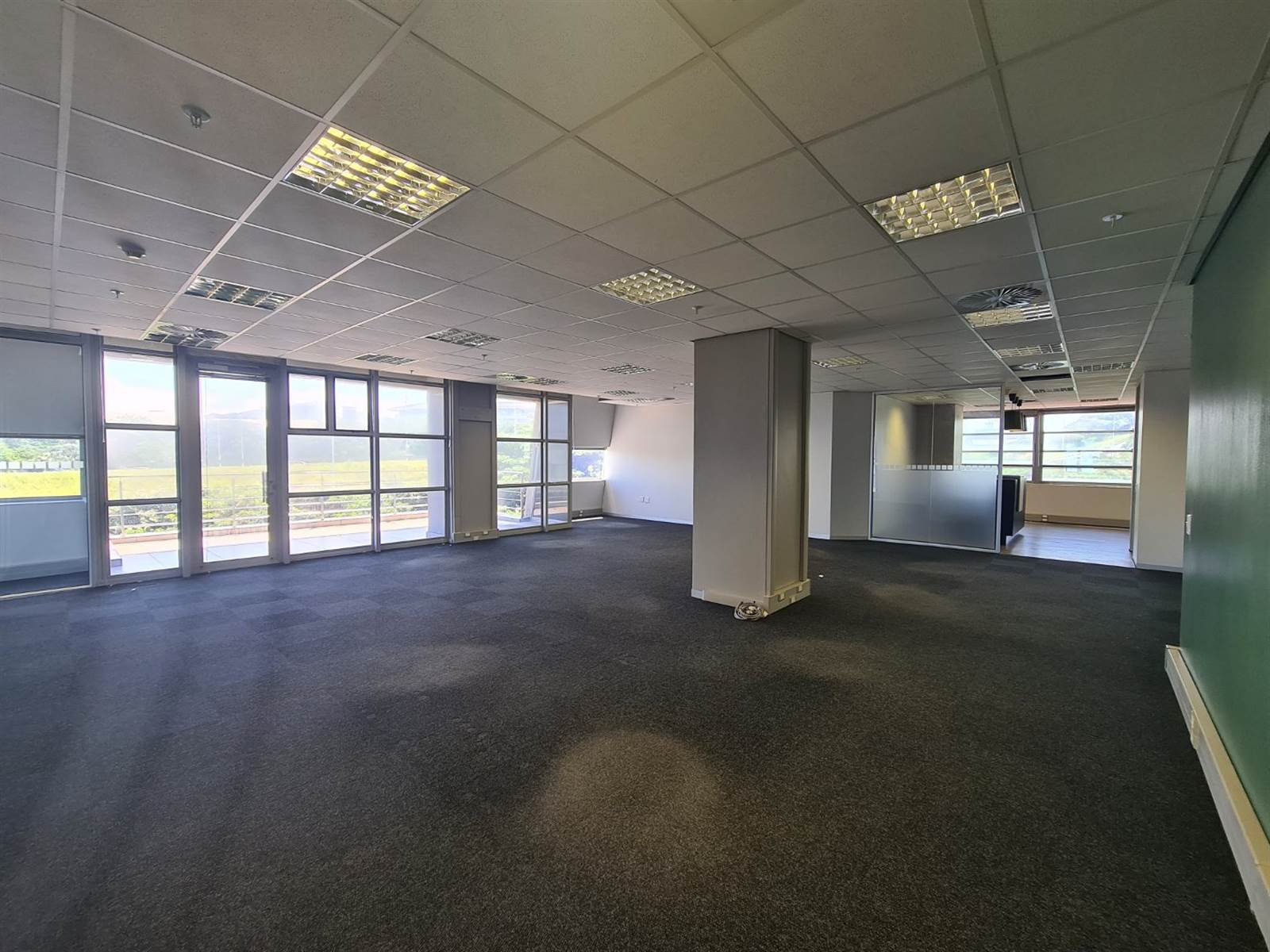 271  m² Office Space in Umhlanga Ridge photo number 9