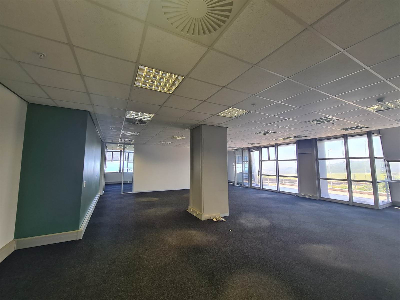 271  m² Office Space in Umhlanga Ridge photo number 7