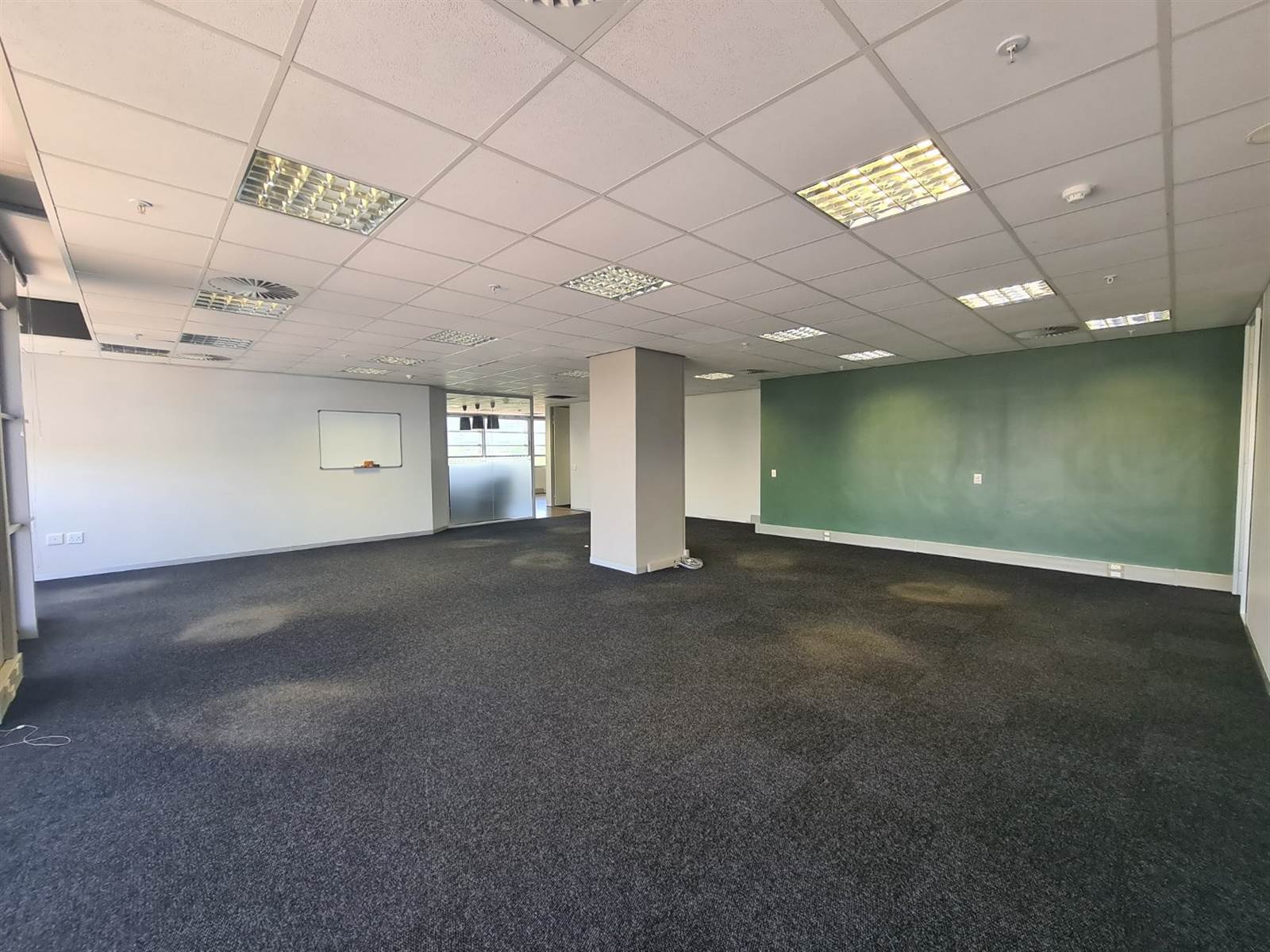 271  m² Office Space in Umhlanga Ridge photo number 8