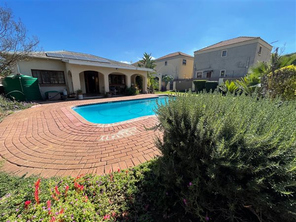 3 Bedroom House 3 Bedroom House