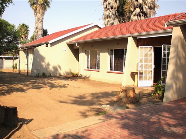 3 Bed House in Hutten Heights