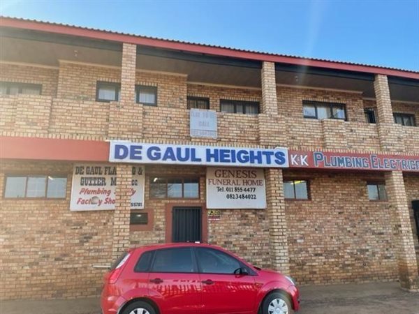 2 422 m² Commercial space 2 422 m² Commercial space