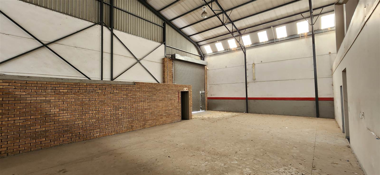 1200  m² Industrial space in Racing Park photo number 8