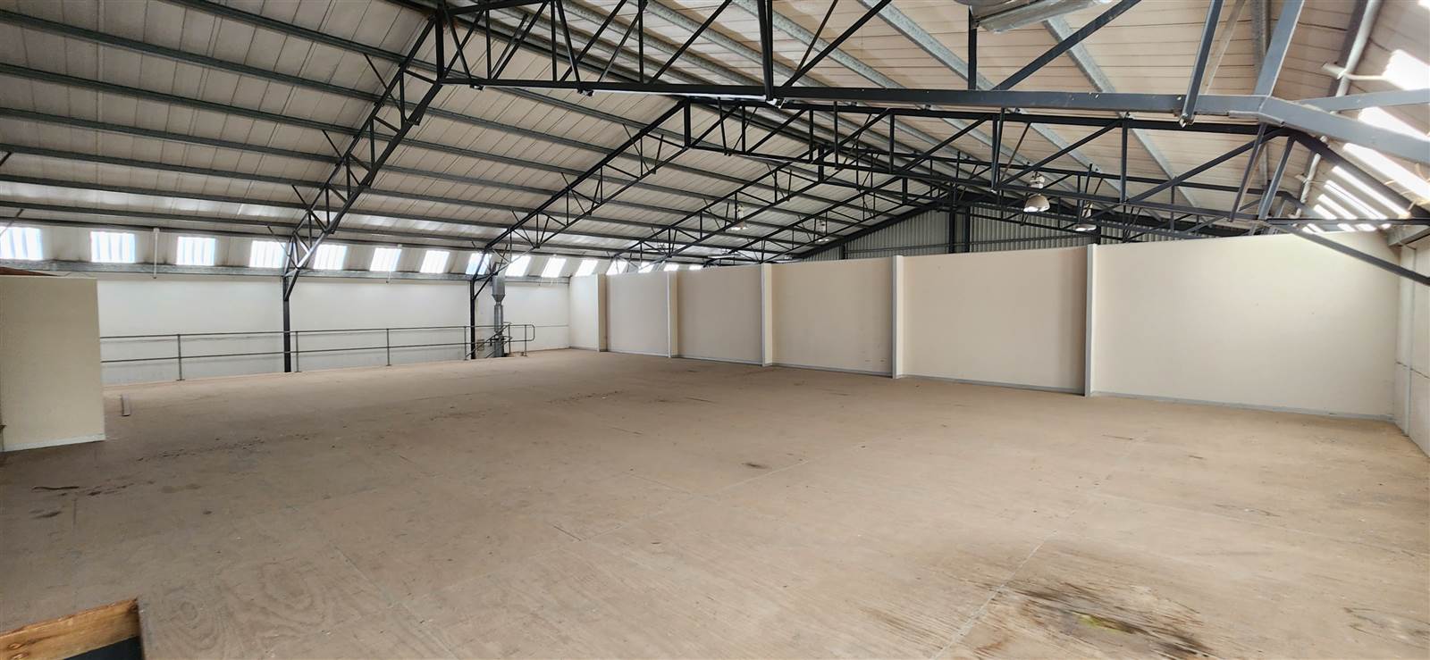 1200  m² Industrial space in Racing Park photo number 5