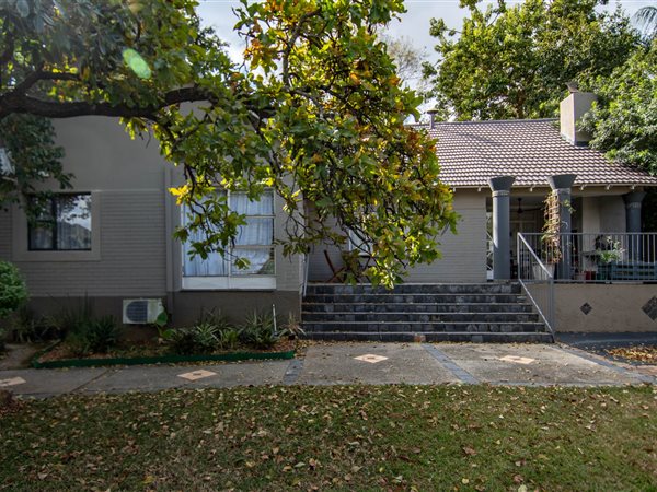 3 Bedroom House 3 Bedroom House