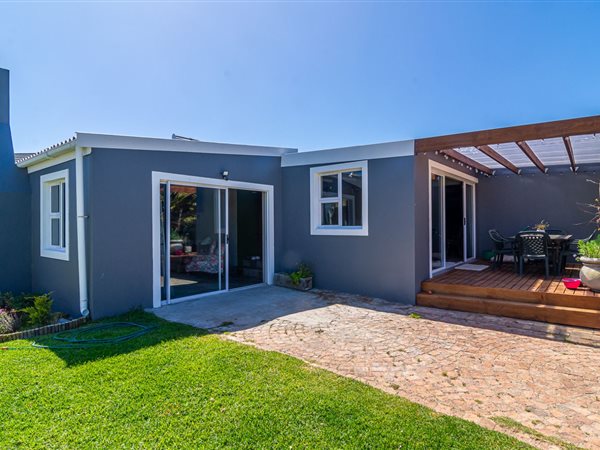 3 Bedroom House 3 Bedroom House