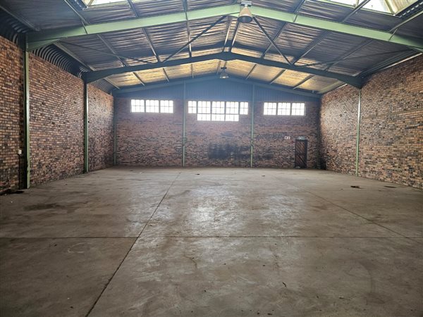 410  m² Industrial space in Prolecon