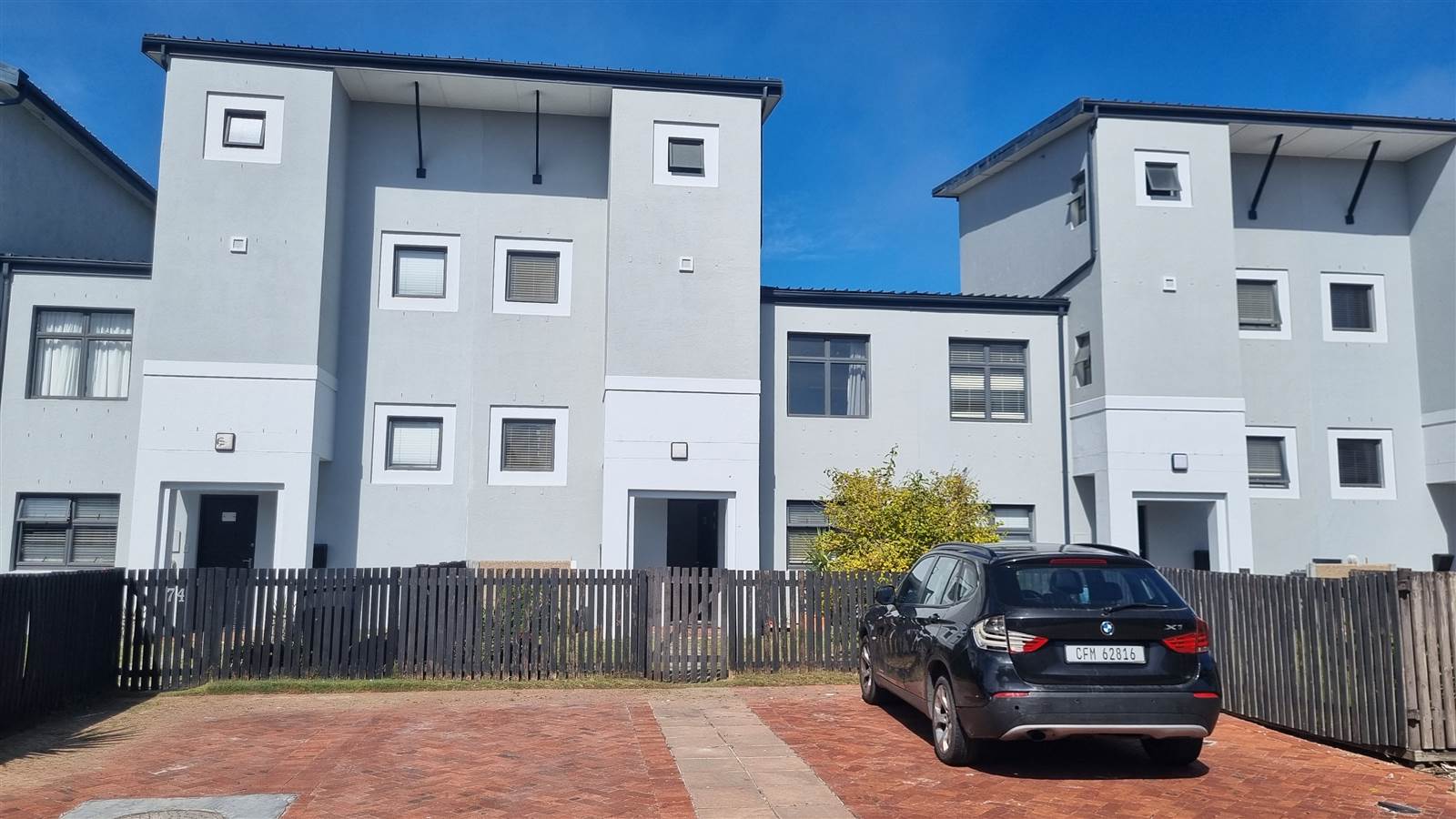 3 Bed Townhouse in Muizenberg photo number 30