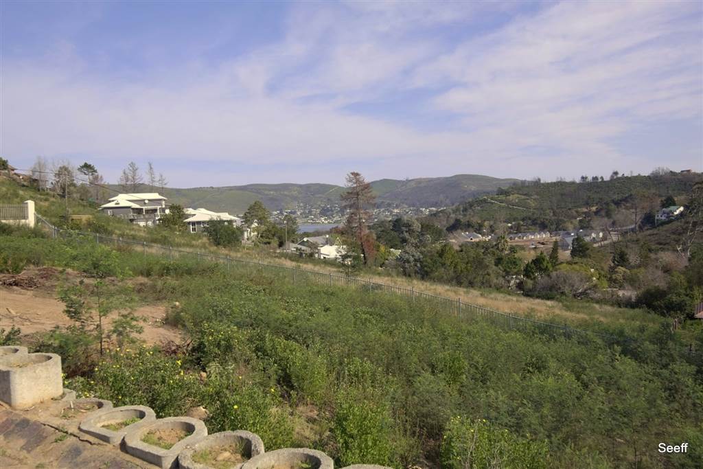 808 m² Land available in Kanonkop photo number 4