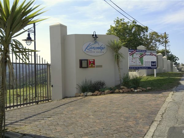 808 m² Land 808 m² Land