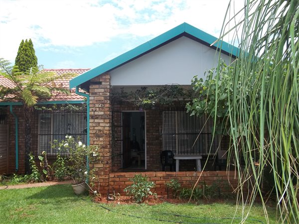 3 Bedroom House 3 Bedroom House
