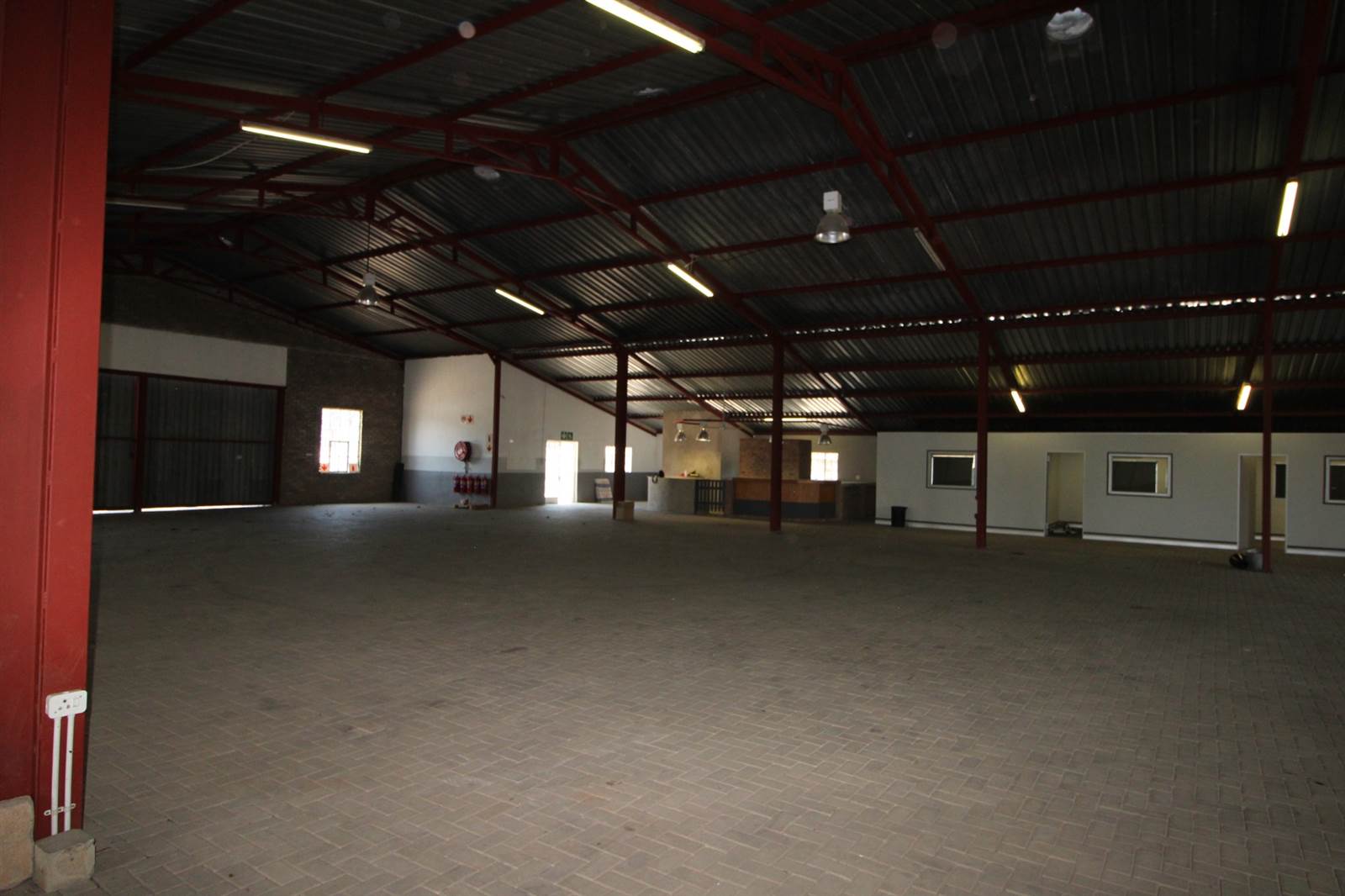 952  m² Commercial space in Rocky Drift photo number 9