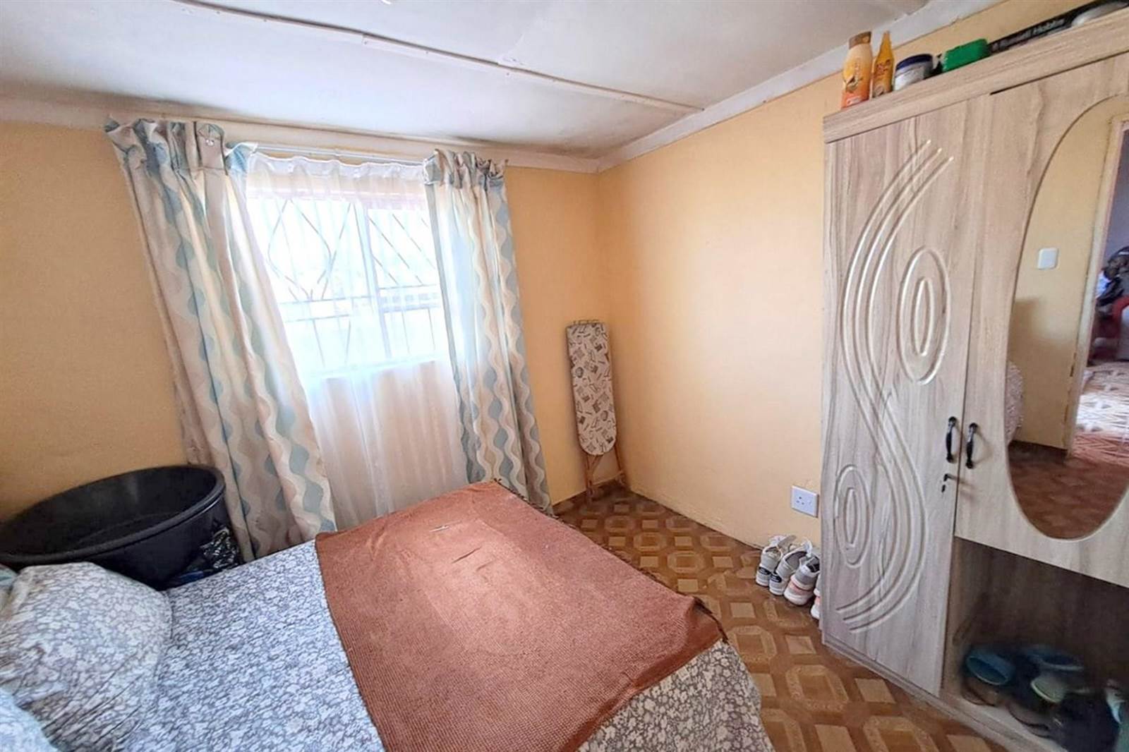 2 Bed House in Kwazakhele photo number 8