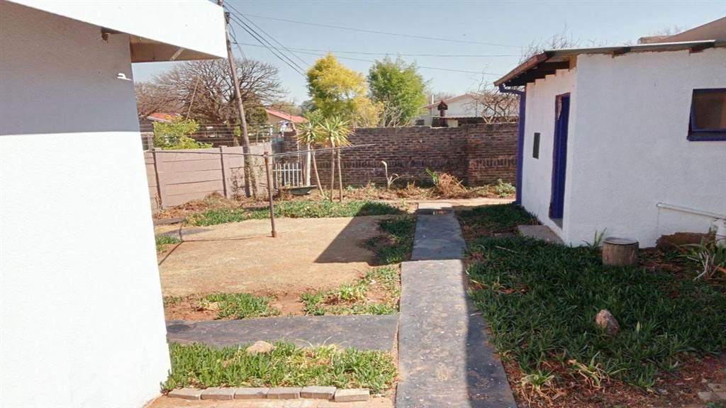 4 Bed House in Sasolburg photo number 18