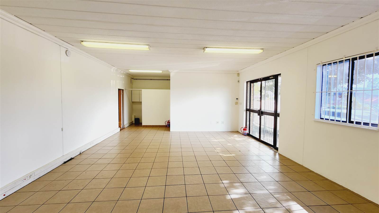 334  m² Industrial space in Olivedale photo number 11