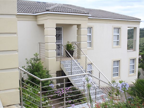 5 Bed House in Nahoon Valley Park