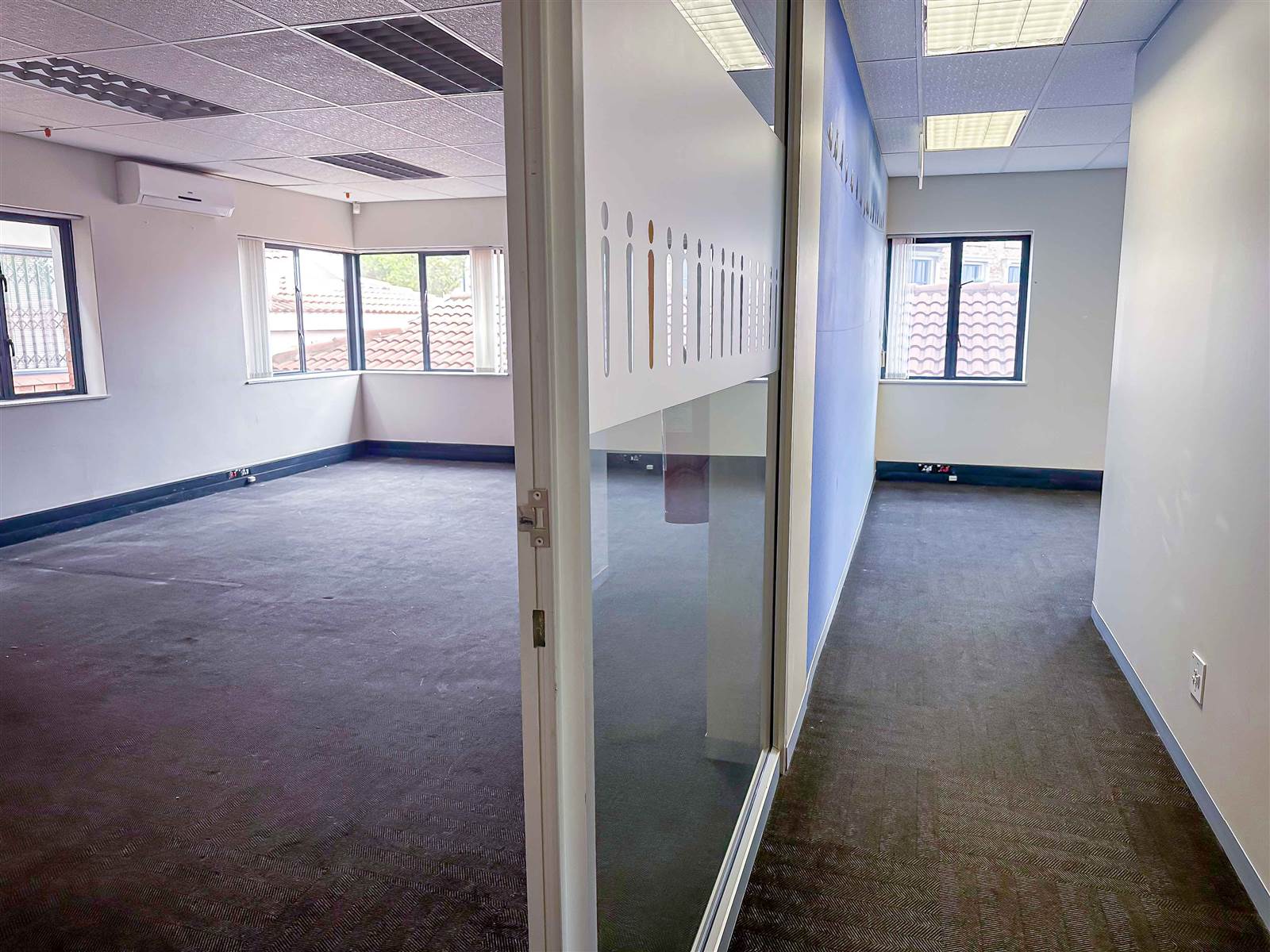 245  m² Commercial space in Bryanston photo number 17