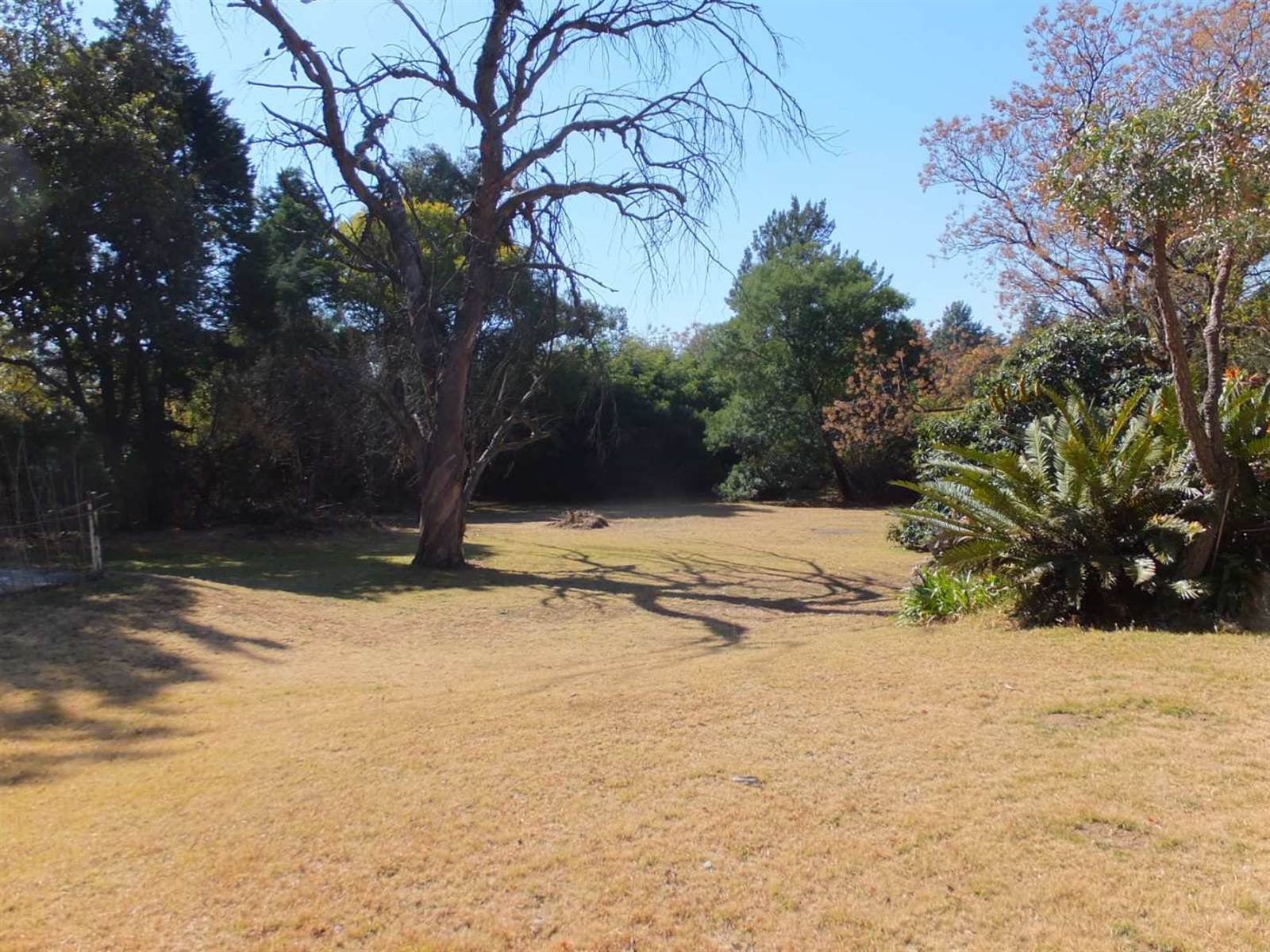 7604 m² Land available in Bryanston photo number 1