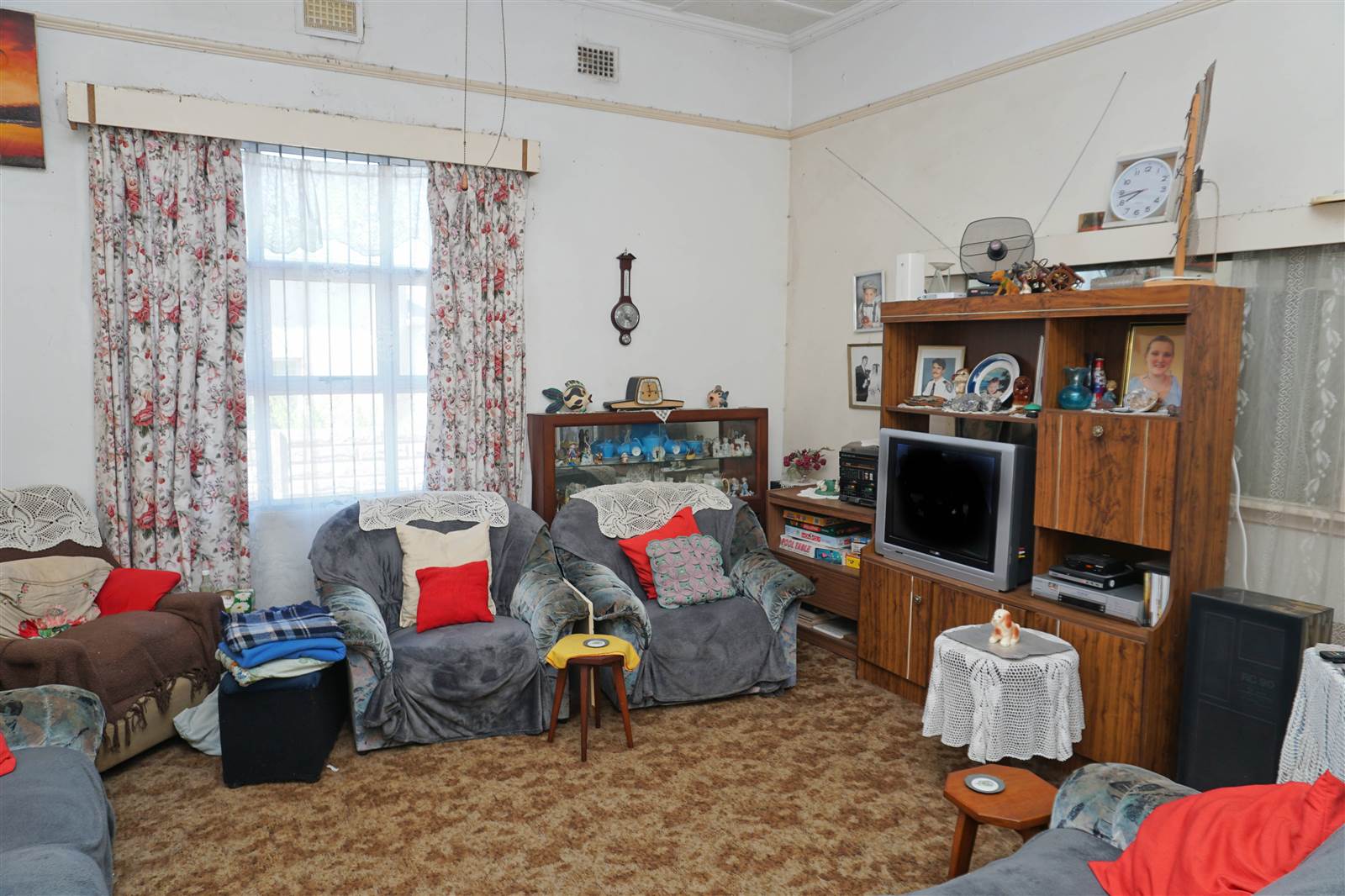 4 Bed House in Southernwood photo number 6