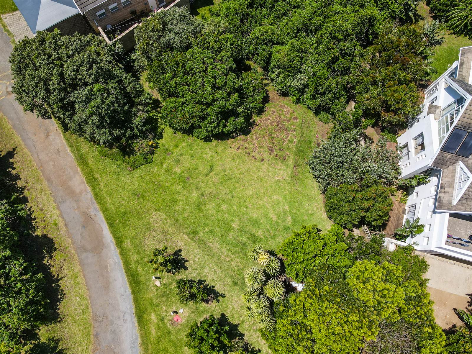 713 m² Land available in Cove Rock photo number 3